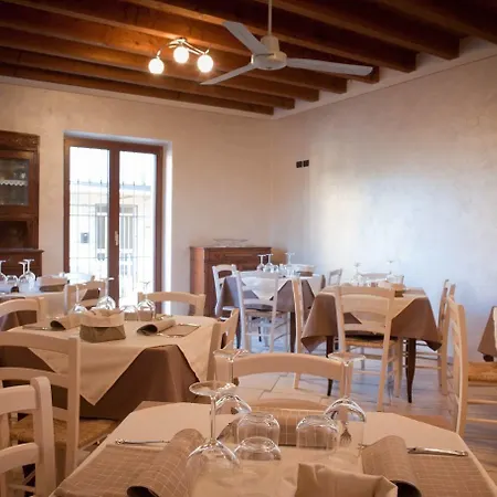 Al Borgo Alloggi
